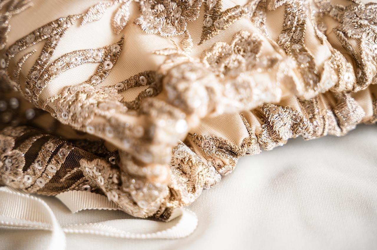 LUNAIRE LACE BAG